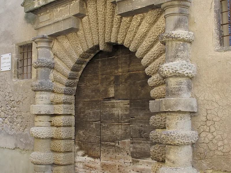 Hôtel de Crose et portail Saint-Félix