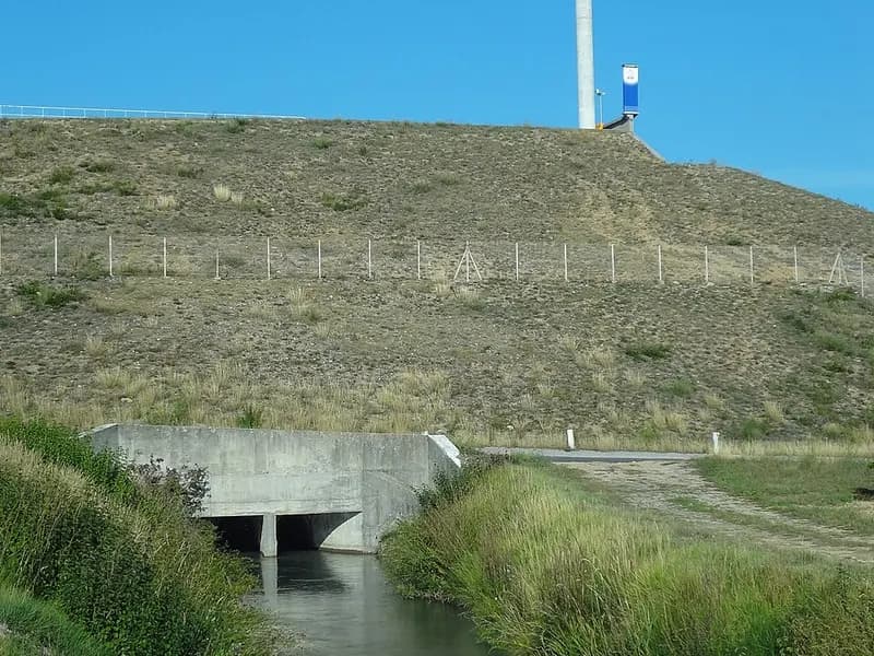 Canal de La Brillanne