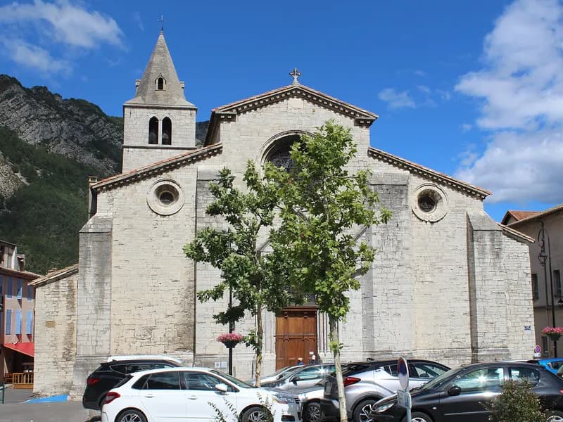 Cathédrale Notre-Dame-des-Pommiers de Sisteron